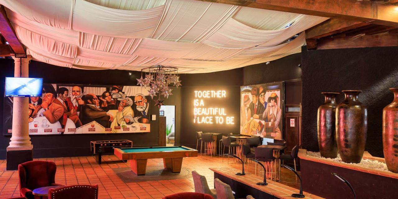 Real De Minas San Miguel De Allende Eksteriør billede The interior of the 2007-2010 location of the club